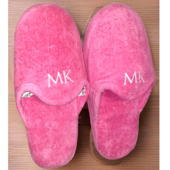 Mary Kay Pink Cosmetics Pink Spa Slippers Terrycloth Embroidered MK Logo Ladies - Picture 1 of 2